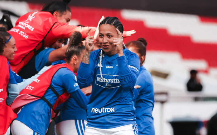 Byanca Brasil comemora gol pelo Cruzeiro (Foto: Gustavo Martins/Cruzeiro)