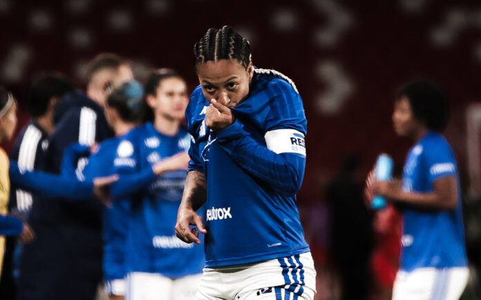Byanca Brasil comemora gol pelo Cruzeiro (Foto: Gustavo Martins/Cruzeiro)
