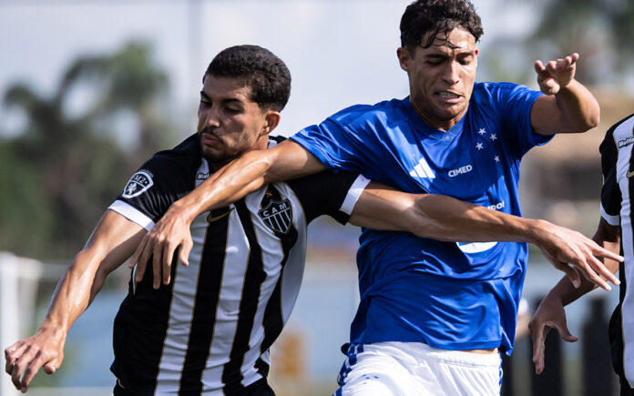 Cruzeiro ficou no 1 a 1 na Toca da Raposa (Foto: Gustavo Aleixo/Cruzeiro)