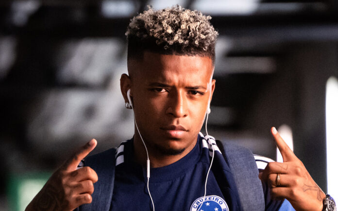 Keny Arroyo, atacante do Cruzeiro