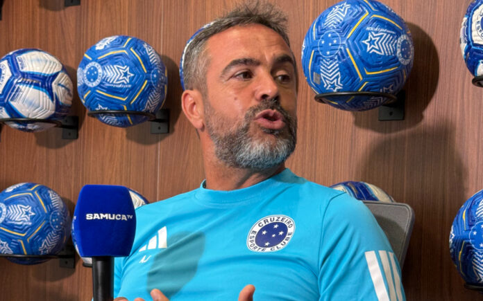 Artur Jorge, técnico do Cruzeiro (Foto: Gabriel Ribeiro)