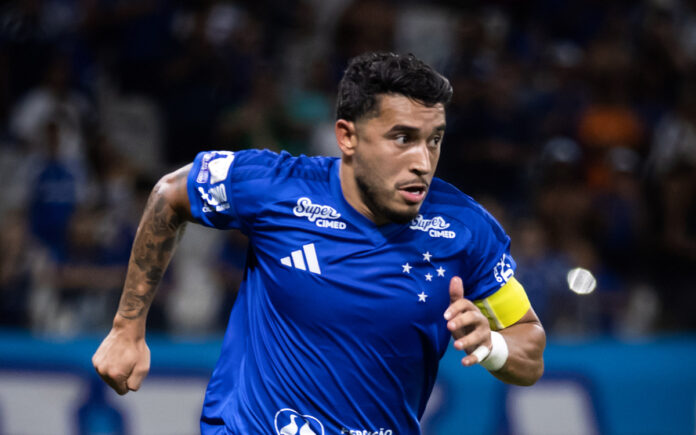 William, lateral-direito do Cruzeiro (Foto: Gustavo Aleixo/Cruzeiro)