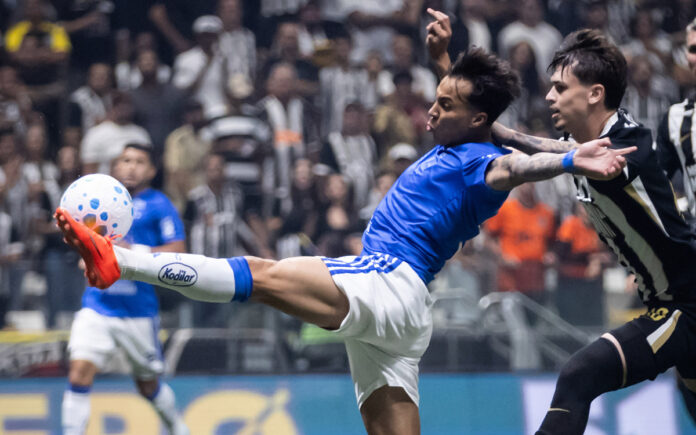 Kaio Jorge em lance de gol marcado na Arena (Foto: Gustavo Aleixo/Cruzeiro)