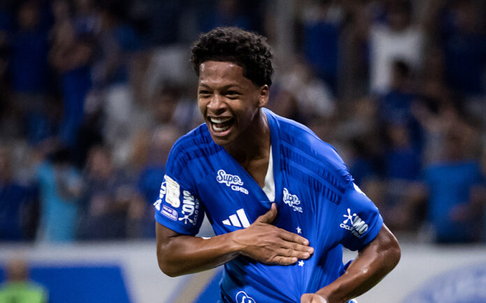 Zé Lucas, jovem destaque do Cruzeiro (Foto: Gustavo Aleixo/Cruzeiro)