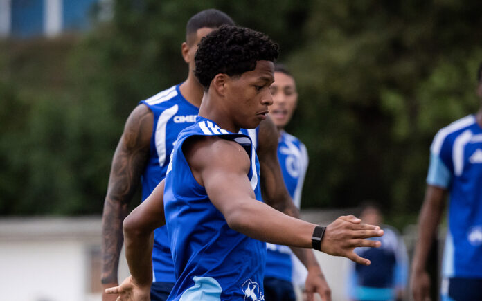 Zé Lucas, volante do Cruzeiro (Foto: Gustavo Aleixo/Cruzeiro)