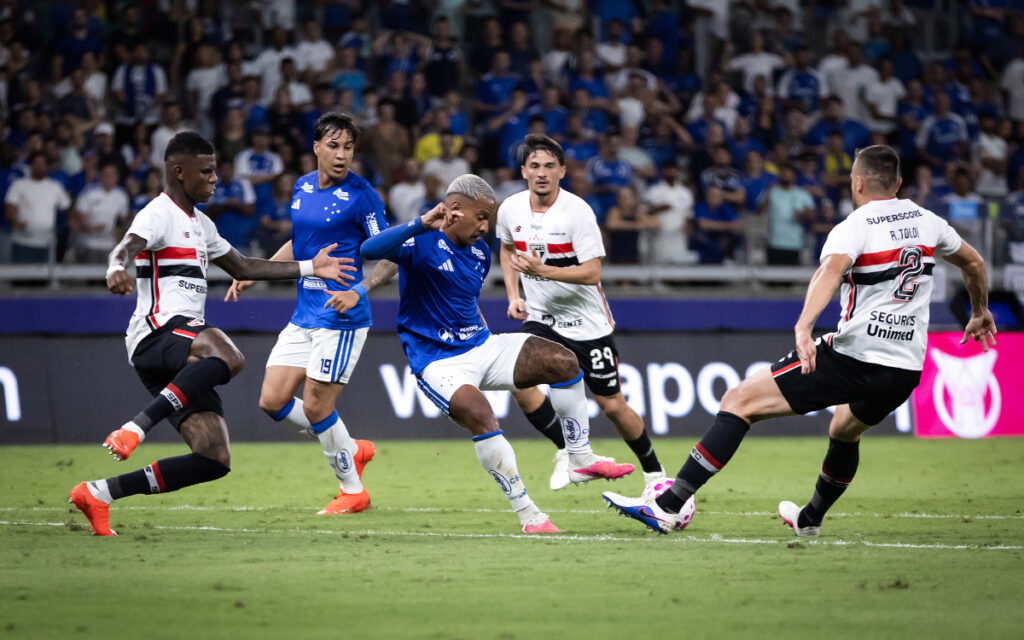 Matheus Pereira deu assistência de letra para Kaio Jorge