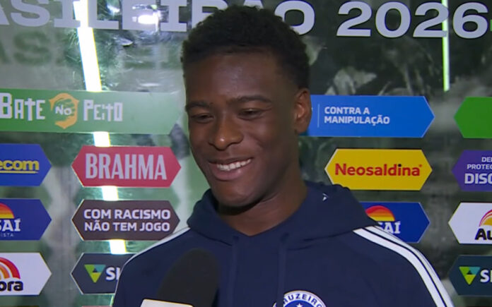 Jonathan Jesus, zagueiro do Cruzeiro (Foto: Reprodução/Premiere)