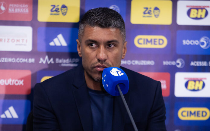 Paulinho, integrante da diretoria de futebol do Cruzeiro