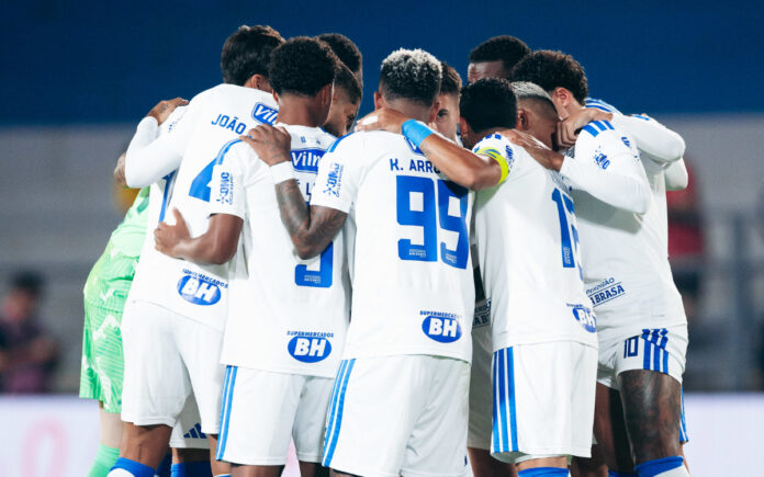 Time do Cruzeiro na derrota para o Bragantino